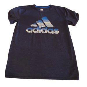 Adidas T-shirt